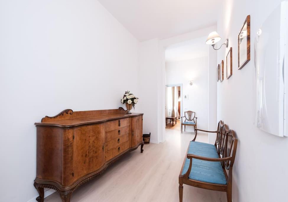Loft Olmo Centrale, A/C Wifi ฟลอเรนซ์ ภายนอก รูปภาพ